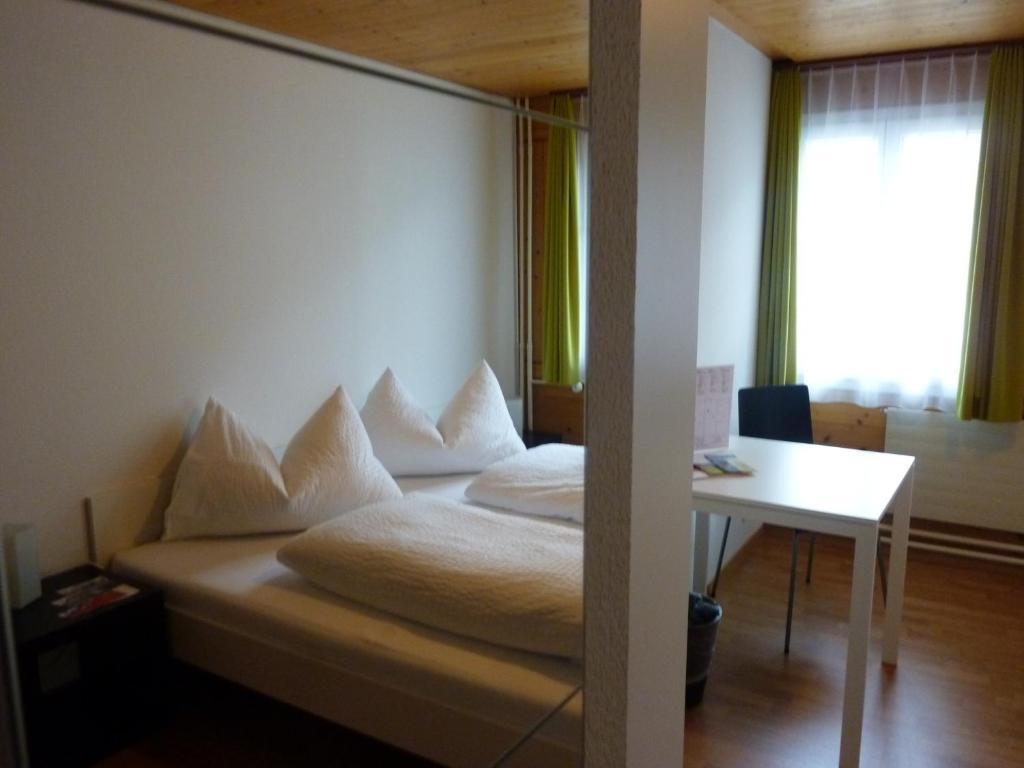 Gasthaus Engel Sachseln Zimmer foto